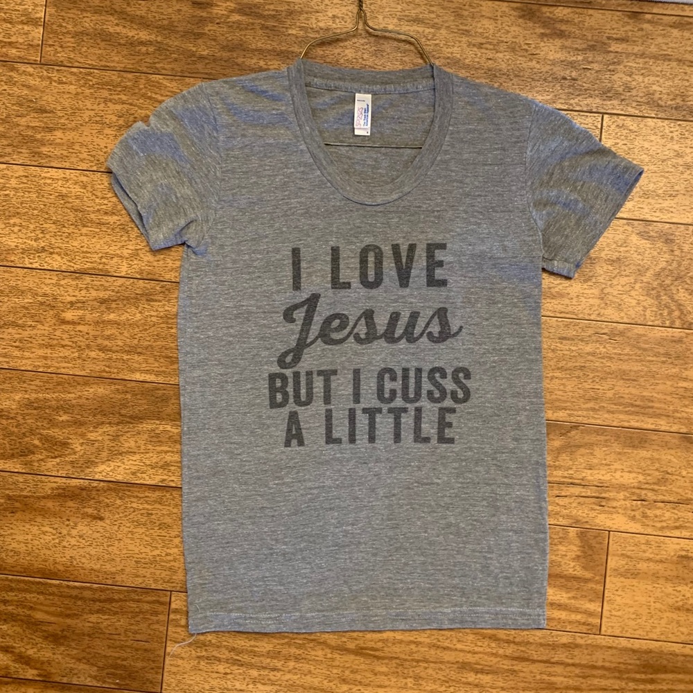 Gray tee